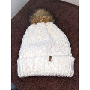 Eddie Bauer White Knit Pom Pom Winter Hat